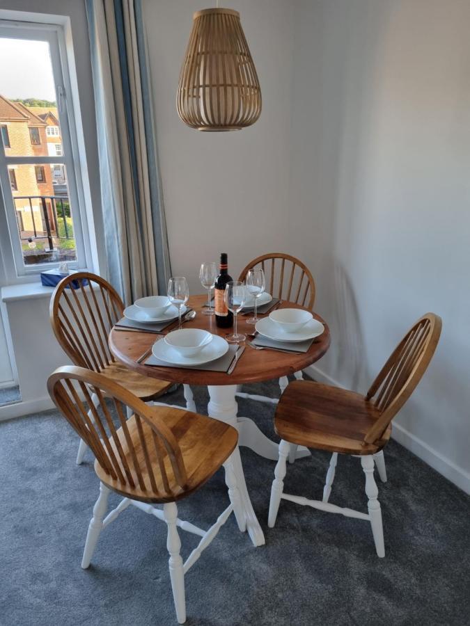 Ferienwohnung Hightide - 2 Bed With Parking, Balcony & Sea View. Swanage Exterior foto