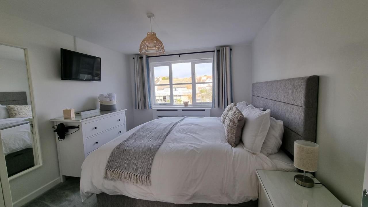 Ferienwohnung Hightide - 2 Bed With Parking, Balcony & Sea View. Swanage Exterior foto