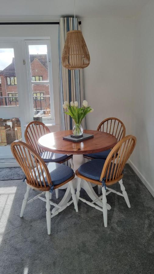 Ferienwohnung Hightide - 2 Bed With Parking, Balcony & Sea View. Swanage Exterior foto