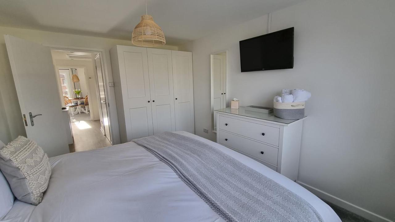 Ferienwohnung Hightide - 2 Bed With Parking, Balcony & Sea View. Swanage Exterior foto