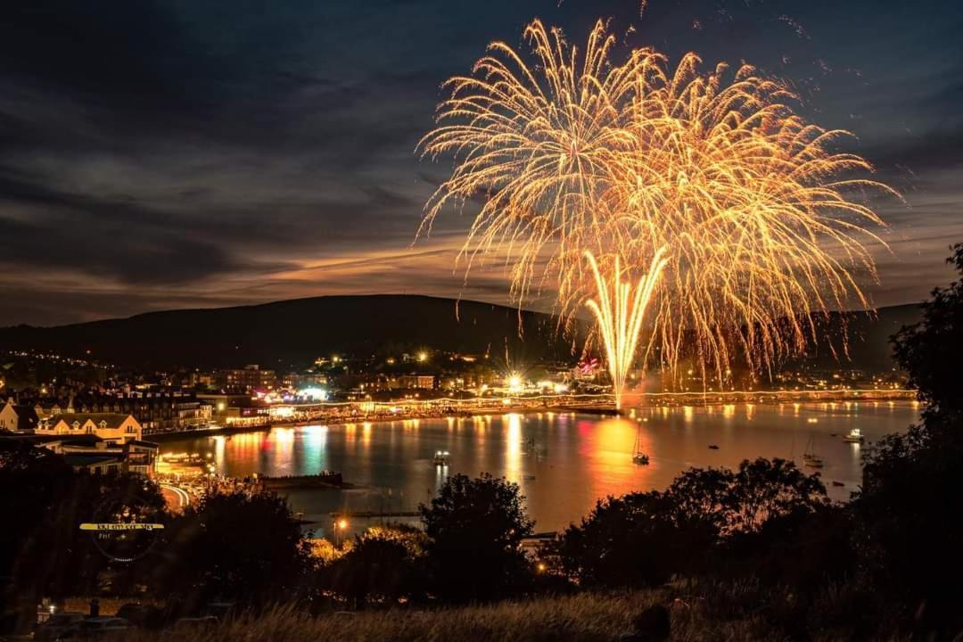 Ferienwohnung Hightide - 2 Bed With Parking, Balcony & Sea View. Swanage Zimmer foto